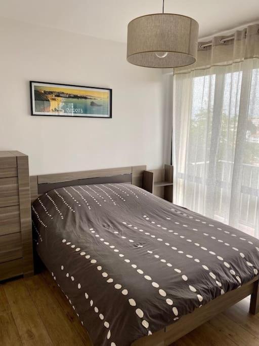 T3 - Centre - 75M2 - 2 Sdb - Parking - Calme Apartment Англе Екстериор снимка