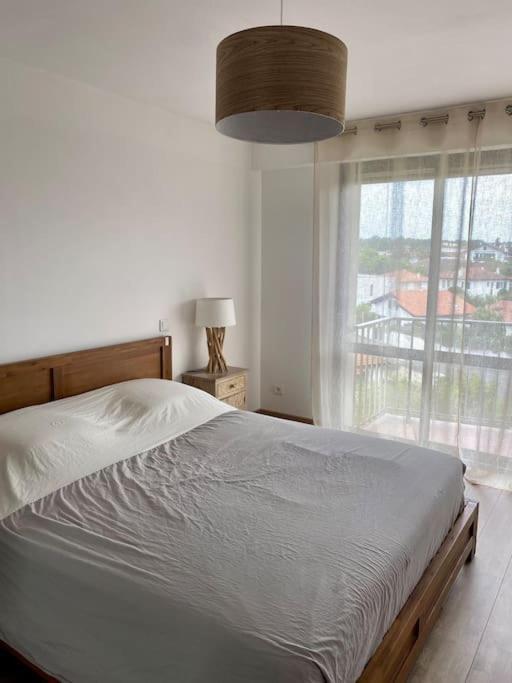T3 - Centre - 75M2 - 2 Sdb - Parking - Calme Apartment Англе Екстериор снимка
